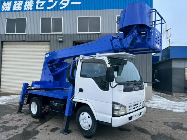 いすゞ エルフ PB-NKR81Nの写真2