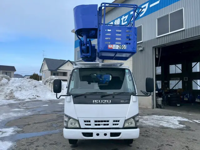 いすゞ エルフ PB-NKR81Nの写真3