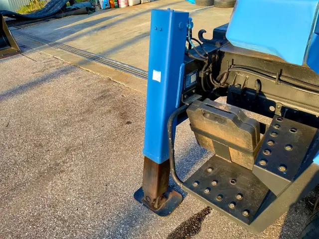 いすゞ エルフ PB-NKR81Nの写真13