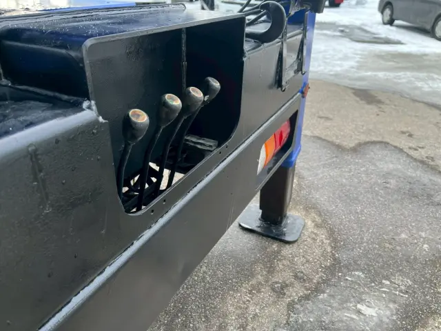 いすゞ エルフ PB-NKR81Nの写真19