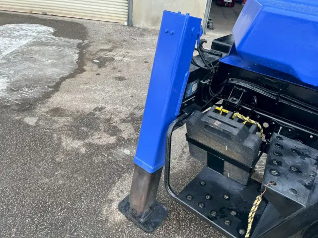 いすゞ エルフ PB-NKR81Nの写真21