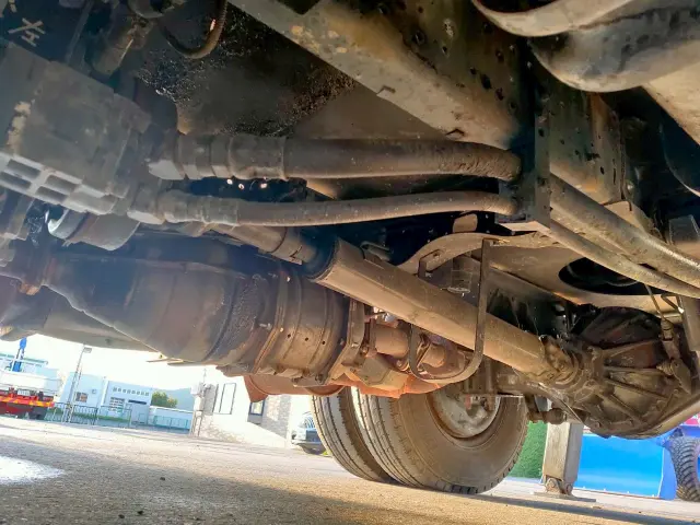 いすゞ エルフ PB-NKR81Nの写真23