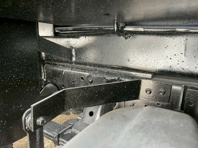 いすゞ エルフ PB-NKR81Nの写真30