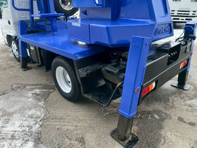 いすゞ エルフ PB-NKR81Nの写真33