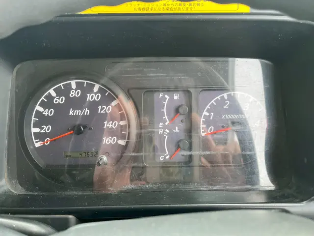 いすゞ エルフ PB-NKR81Nの写真43