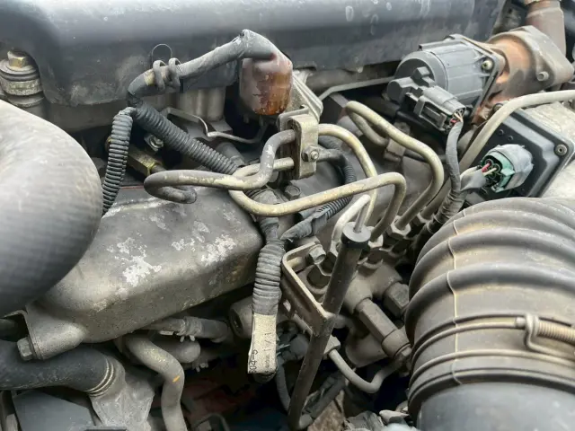 いすゞ エルフ PB-NKR81Nの写真49