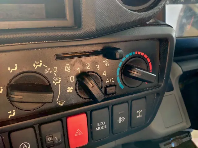 日野 デュトロ 不明(4WD)の写真31