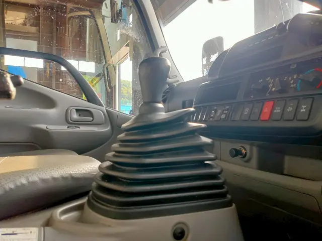 日野 デュトロ 不明(4WD)の写真37