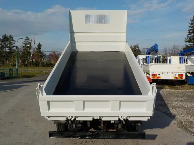 三菱 キャンター BKG-FE71BSD(2WD)の写真6