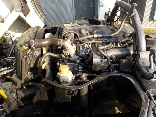 三菱 キャンター BKG-FE71BSD(2WD)の写真15