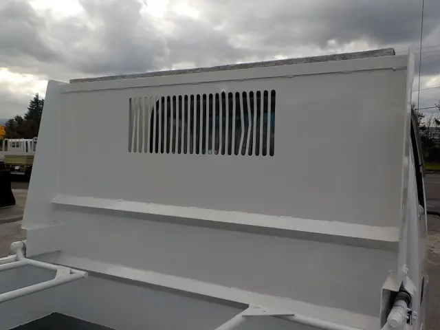 いすゞ エルフ TPG-NKR85AN(2WD)の写真12