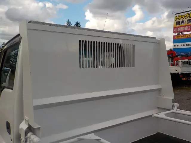 いすゞ エルフ TPG-NKR85AN(2WD)の写真13