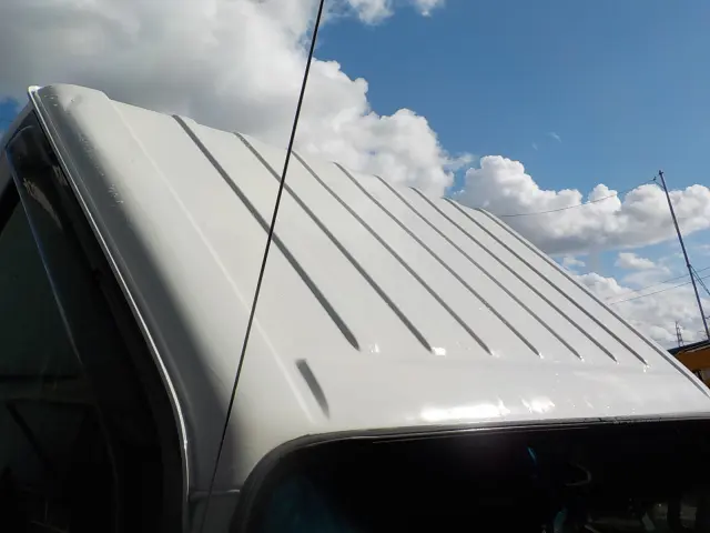 いすゞ エルフ TPG-NKR85AN(2WD)の写真14