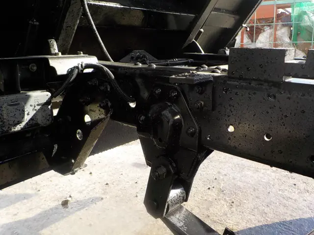 いすゞ エルフ TPG-NKR85AN(2WD)の写真27