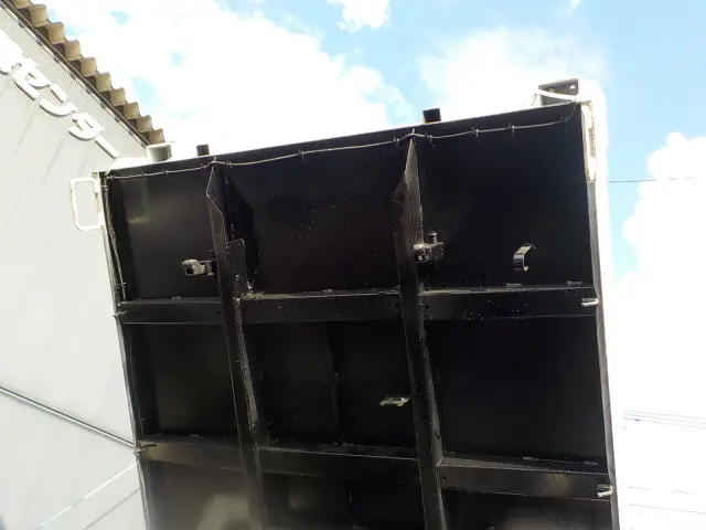 いすゞ エルフ TPG-NKR85AN(2WD)の写真30