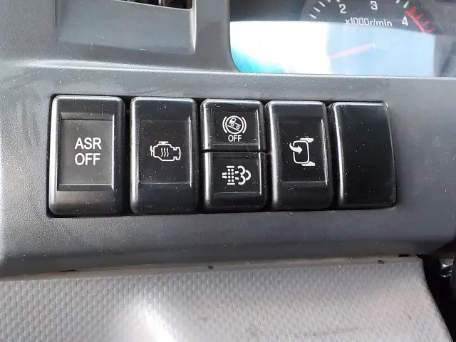 いすゞ エルフ TPG-NKR85AN(2WD)の写真42