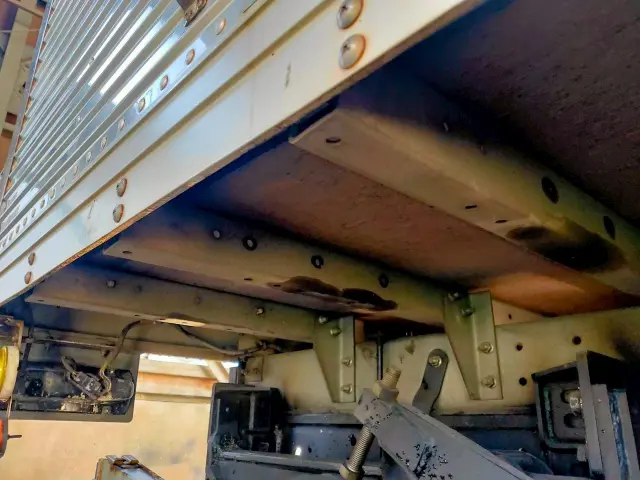 いすゞ フォワード 不明の写真20