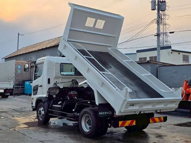 日野 レンジャー 2KG-FC2ABA(2WD)の写真7