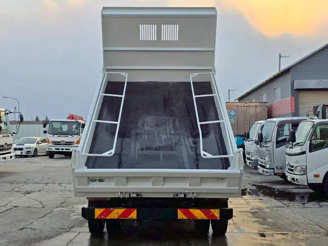 日野 レンジャー 2KG-FC2ABA(2WD)の写真8