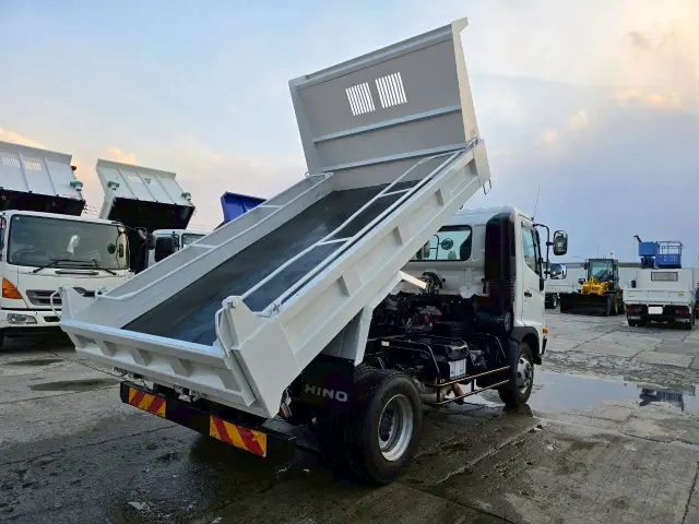 日野 レンジャー 2KG-FC2ABA(2WD)の写真10