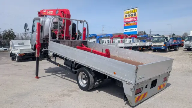 いすゞ エルフ TRG-NPR85AR(2WD)の写真7