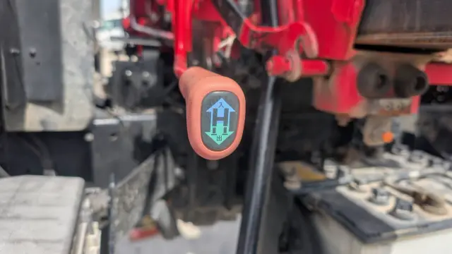 いすゞ エルフ TRG-NPR85AR(2WD)の写真10