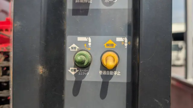 いすゞ エルフ TRG-NPR85AR(2WD)の写真18