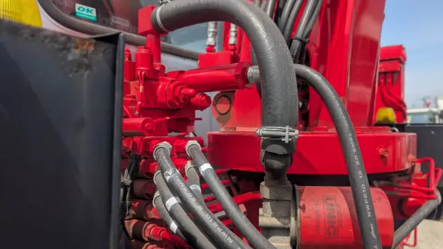 いすゞ エルフ TRG-NPR85AR(2WD)の写真19