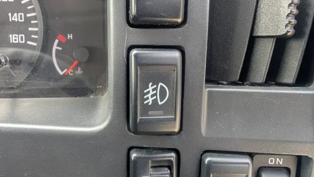 いすゞ エルフ TRG-NPR85AR(2WD)の写真47