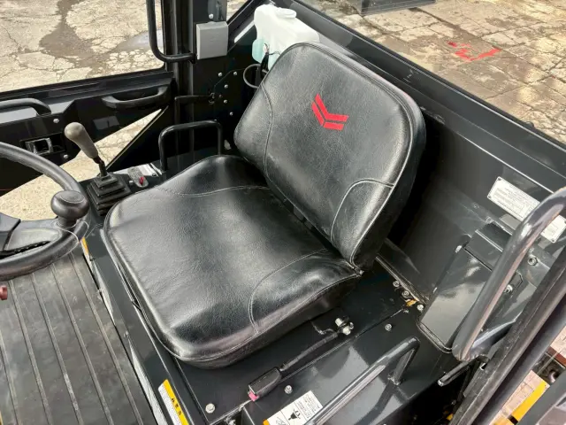 ヤンマー V3-7 0.4立米(4WD)の写真22