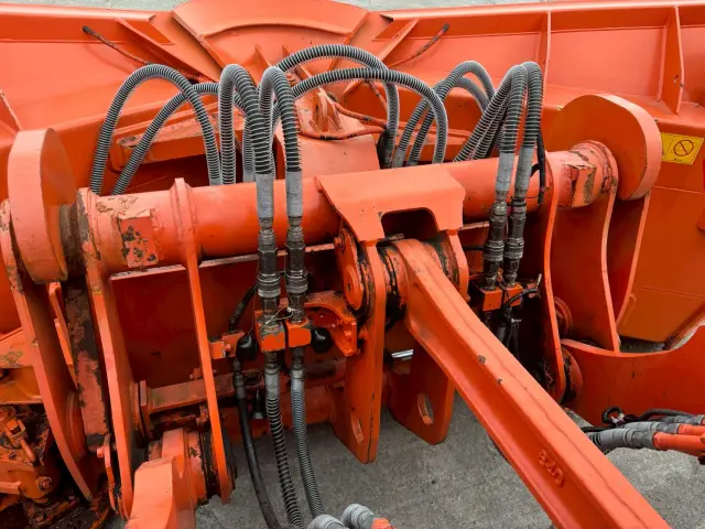 日立 ZW140 EDR-HS61(4WD)の写真16