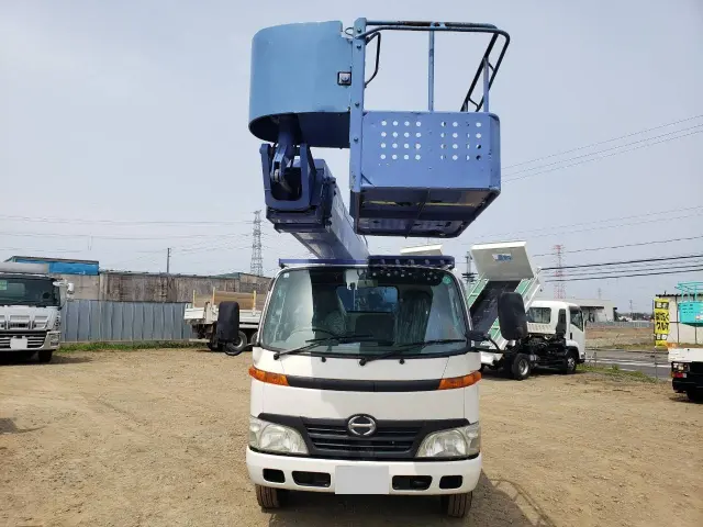 日野 デュトロ BDG-XZU334M(2WD)の写真3