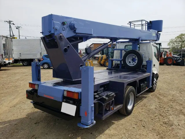 日野 デュトロ BDG-XZU334M(2WD)の写真9