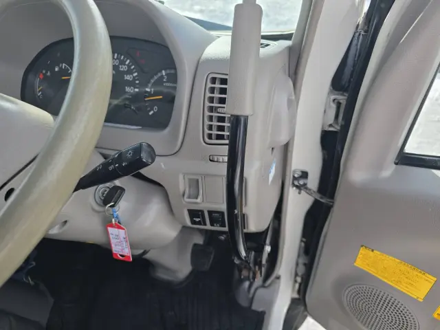 日野 デュトロ BDG-XZU334M(2WD)の写真37