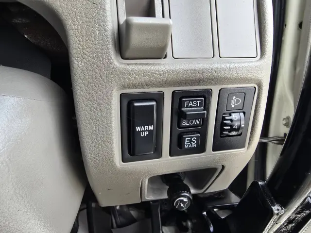 日野 デュトロ BDG-XZU334M(2WD)の写真39