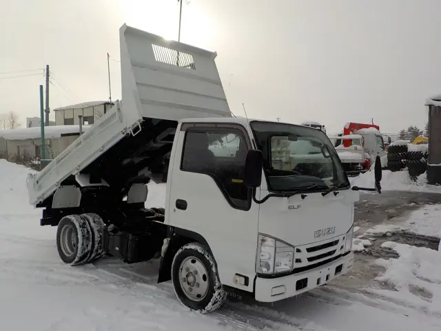 いすゞ エルフ TPG-NJR85AD(2WD)の写真3