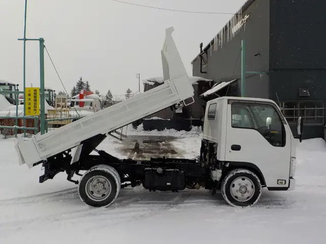 いすゞ エルフ TPG-NJR85AD(2WD)の写真4