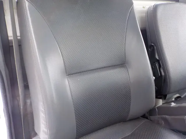 いすゞ エルフ TPG-NJR85AD(2WD)の写真12