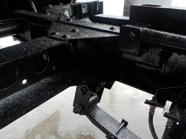 いすゞ エルフ TPG-NJR85AD(2WD)の写真31