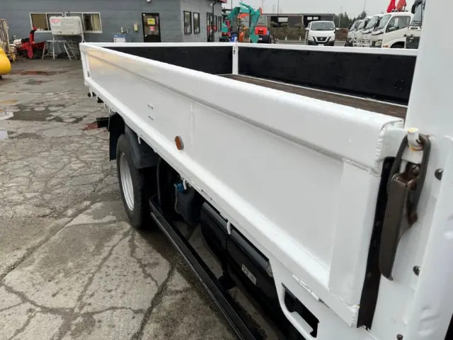 三菱 キャンター TKG-FEA50(2WD)の写真10