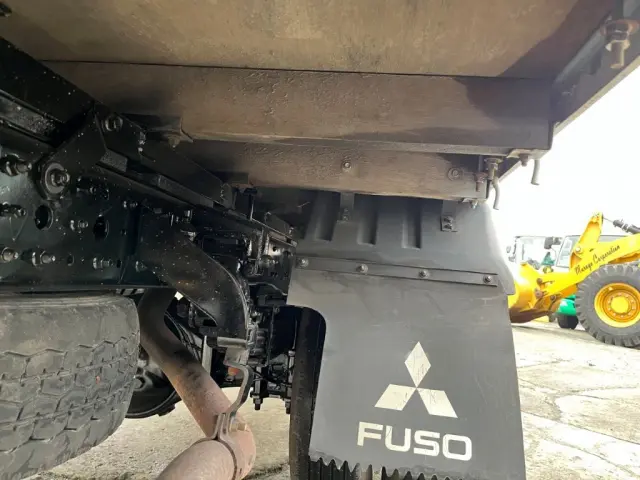 三菱 キャンター TKG-FEA50(2WD)の写真16