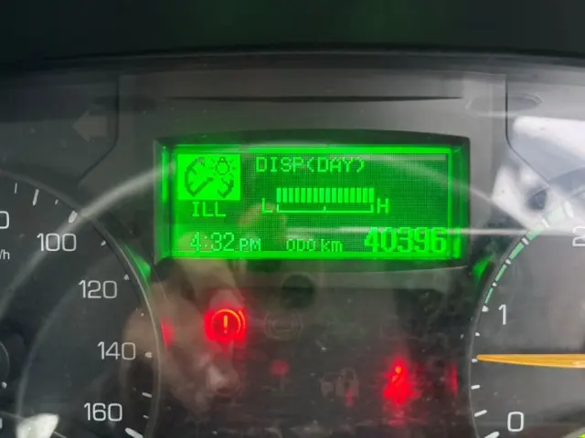 三菱 キャンター TKG-FEA50(2WD)の写真31