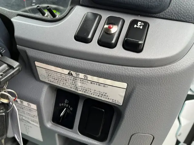 三菱 キャンター TKG-FEA50(2WD)の写真34