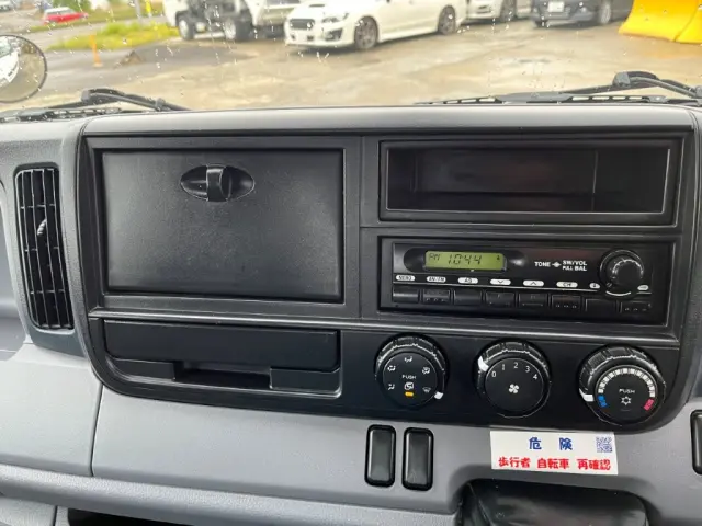 三菱 キャンター TKG-FEA50(2WD)の写真36