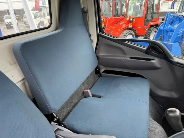 三菱 キャンター TKG-FEA50(2WD)の写真37