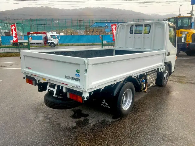 三菱 キャンター TPG-FDA20(4WD)の写真3