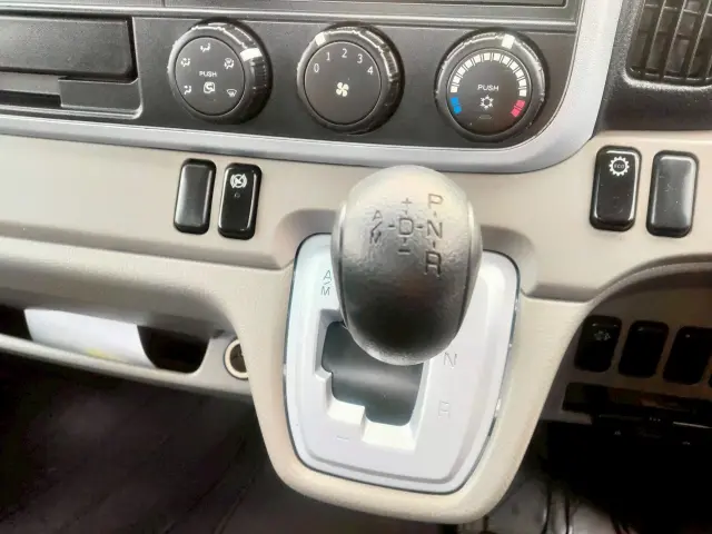 三菱 キャンター TPG-FDA20(4WD)の写真37