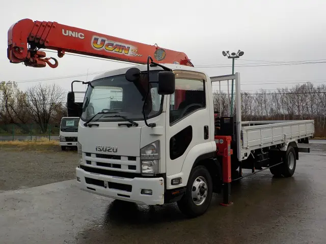 いすゞ フォワード TKG-FRR90S2(2WD)の写真1