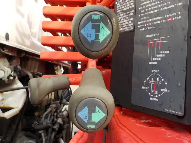 いすゞ フォワード TKG-FRR90S2(2WD)の写真16