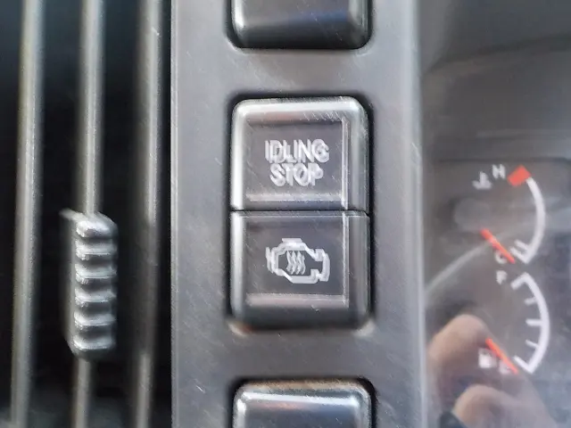 いすゞ フォワード TKG-FRR90S2(2WD)の写真45